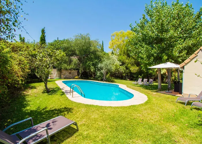 With Pool, Wifi And Smart Tv